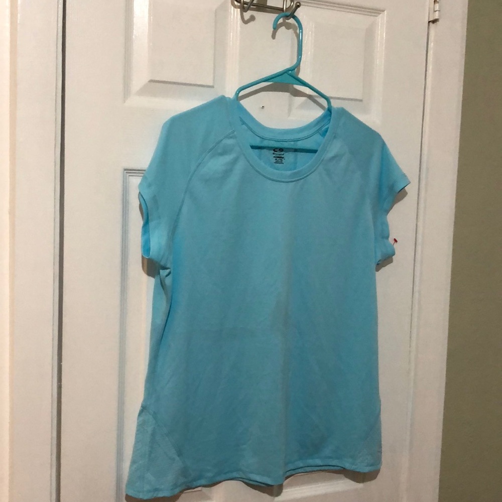 Duo dry moisture wickening sports top.